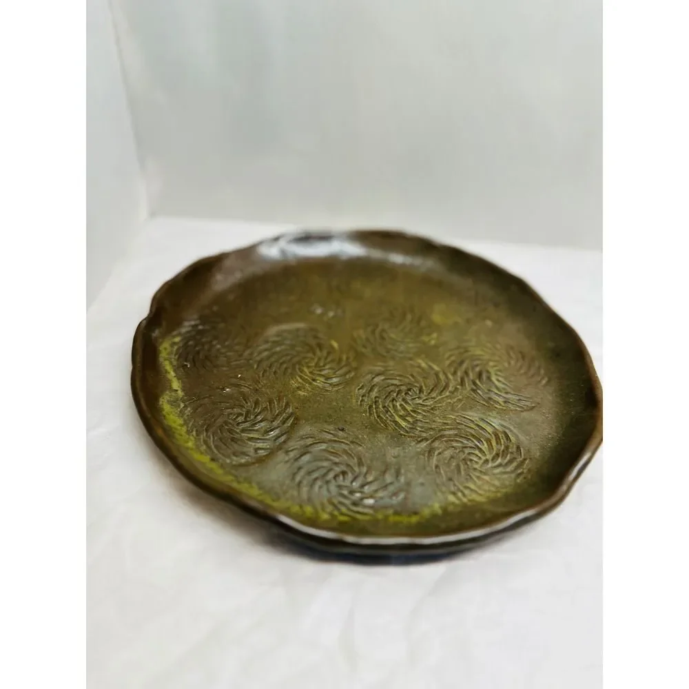 Handmade Grater/Zester Dish Glazed Studio Pottery Garlic Lemon Ginger 9.75